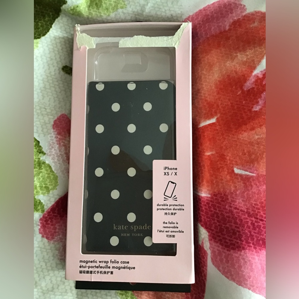 New Kate Spade Cell Phone Wallet